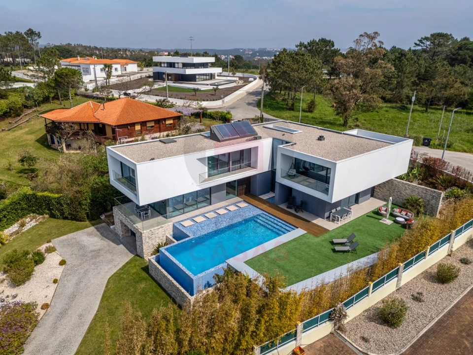 Moradia T5 para Venda em Nadadouro Foto 77