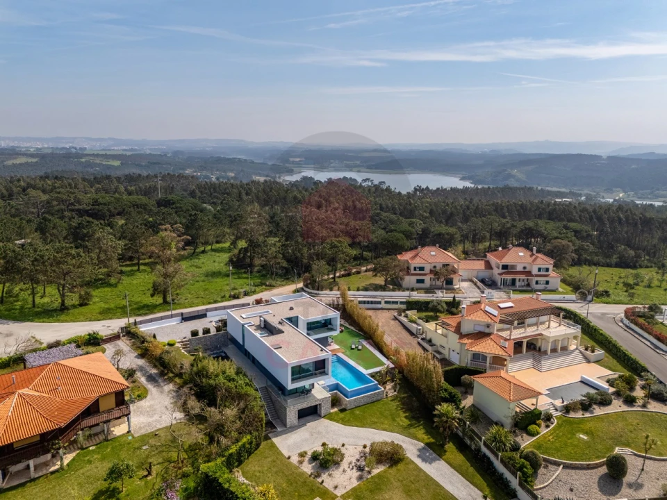 Moradia T5 para Venda em Nadadouro Foto 78