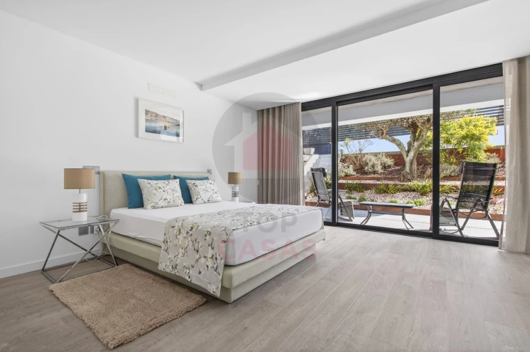 Moradia T5 para Venda em Nadadouro Foto 12