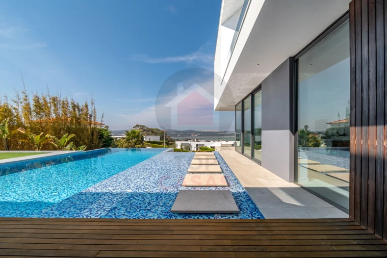 Moradia T5 para Venda em Nadadouro Foto 26