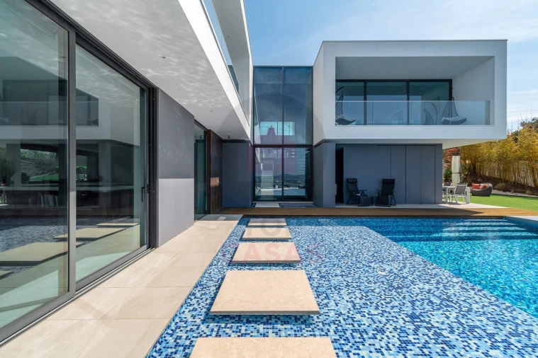 Moradia T5 para Venda em Nadadouro Foto 32