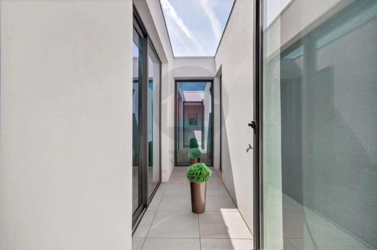 Moradia T5 para Venda em Nadadouro Foto 57