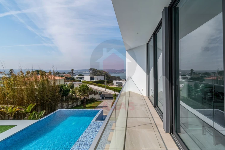 Moradia T5 para Venda em Nadadouro Foto 63