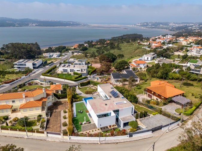 Moradia T5 para Venda em Nadadouro Foto 74