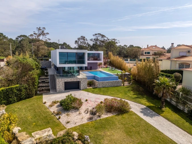 Moradia T5 para Venda em Nadadouro Foto 2