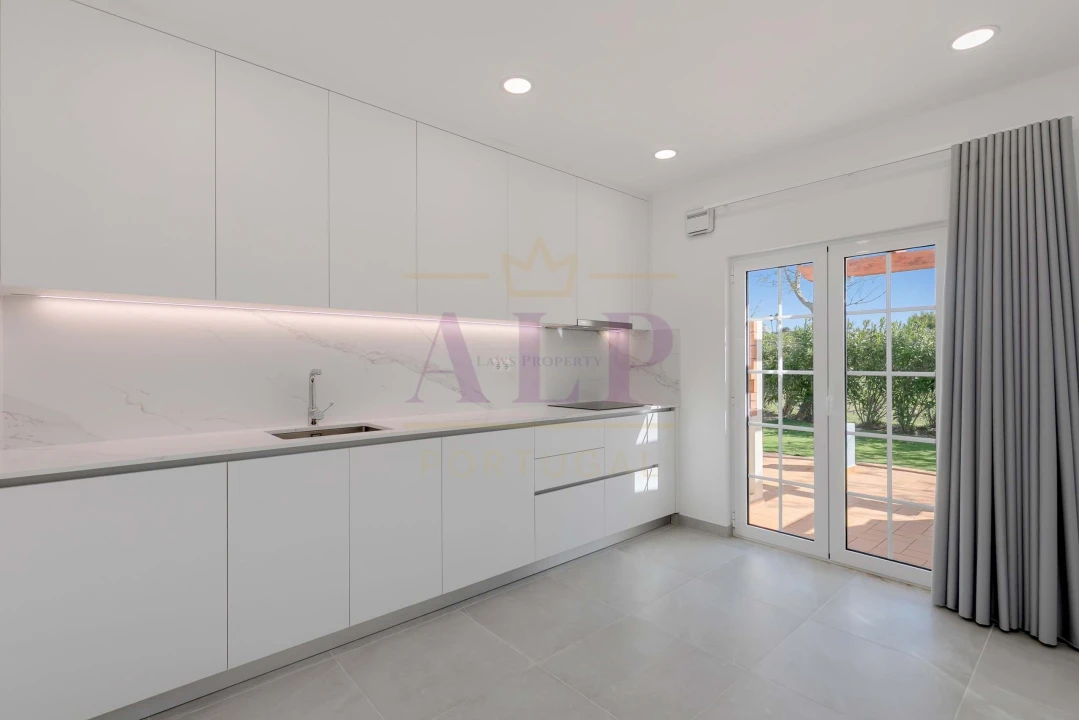 Moradia T3 para Venda em Budens Foto 15