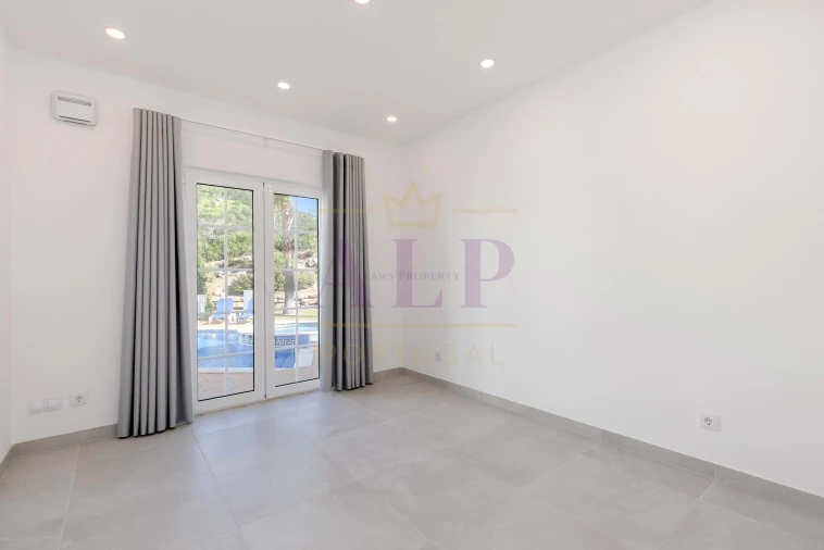 Moradia T3 para Venda em Budens Foto 7