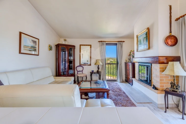 Moradia T3 para Venda em São Brás de Alportel Foto 3