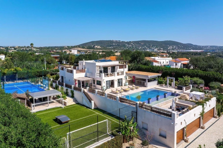 Moradia T4 para Venda em Almancil Foto 38