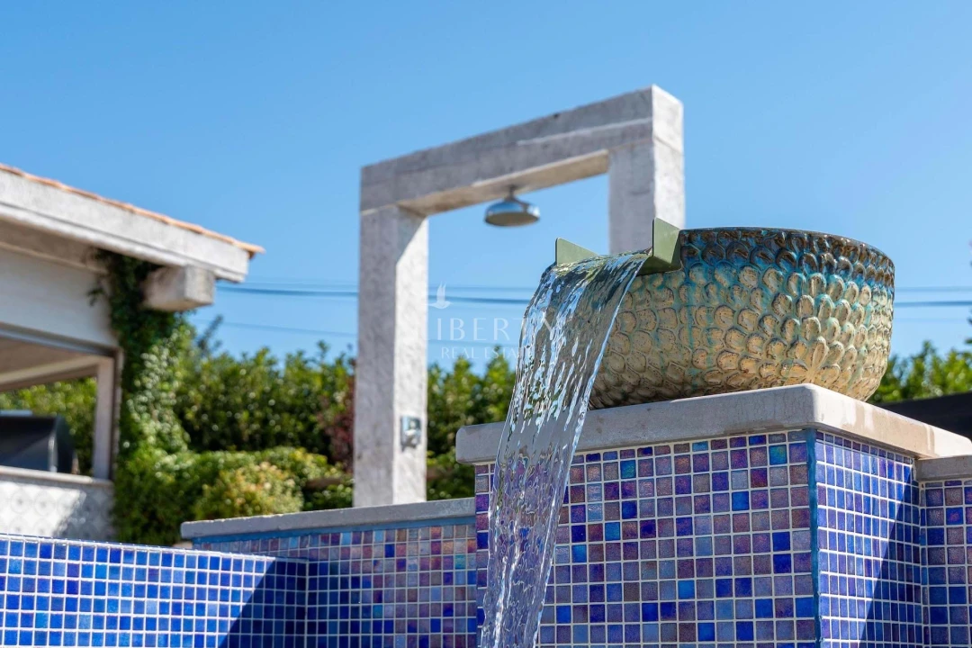 Moradia T4 para Venda em Almancil Foto 17