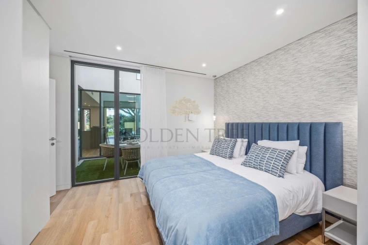 Moradia T2 para Venda em Quarteira Foto 7