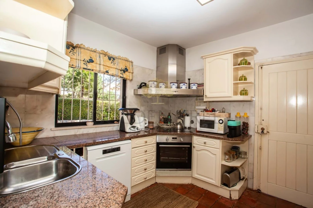 Moradia T4 para Venda em Almancil Foto 12