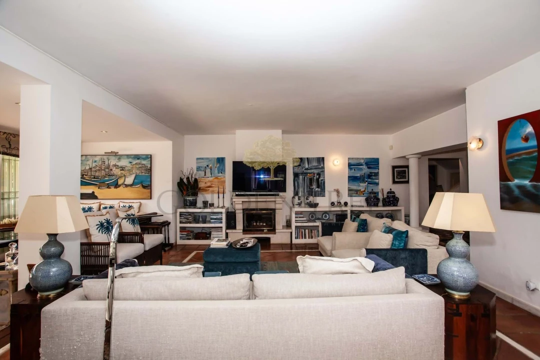 Moradia T4 para Venda em Almancil Foto 10