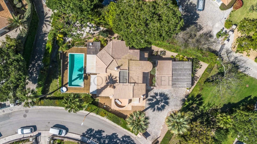 Moradia T4 para Venda em Almancil Foto 37