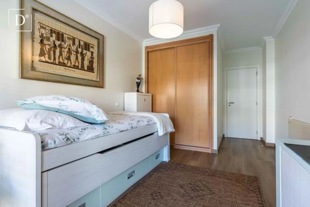 Apartamento T3 para Venda em Portimão Foto 23