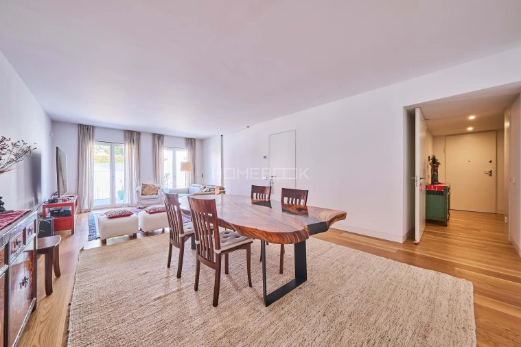 Apartamento T3 para Arrendamento em Ajuda Foto 6