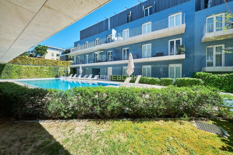 Apartamento T3 para Arrendamento em Ajuda Foto 1