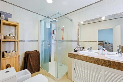 Moradia T5 para Venda em Azeitão (São Lourenço e São Simão)