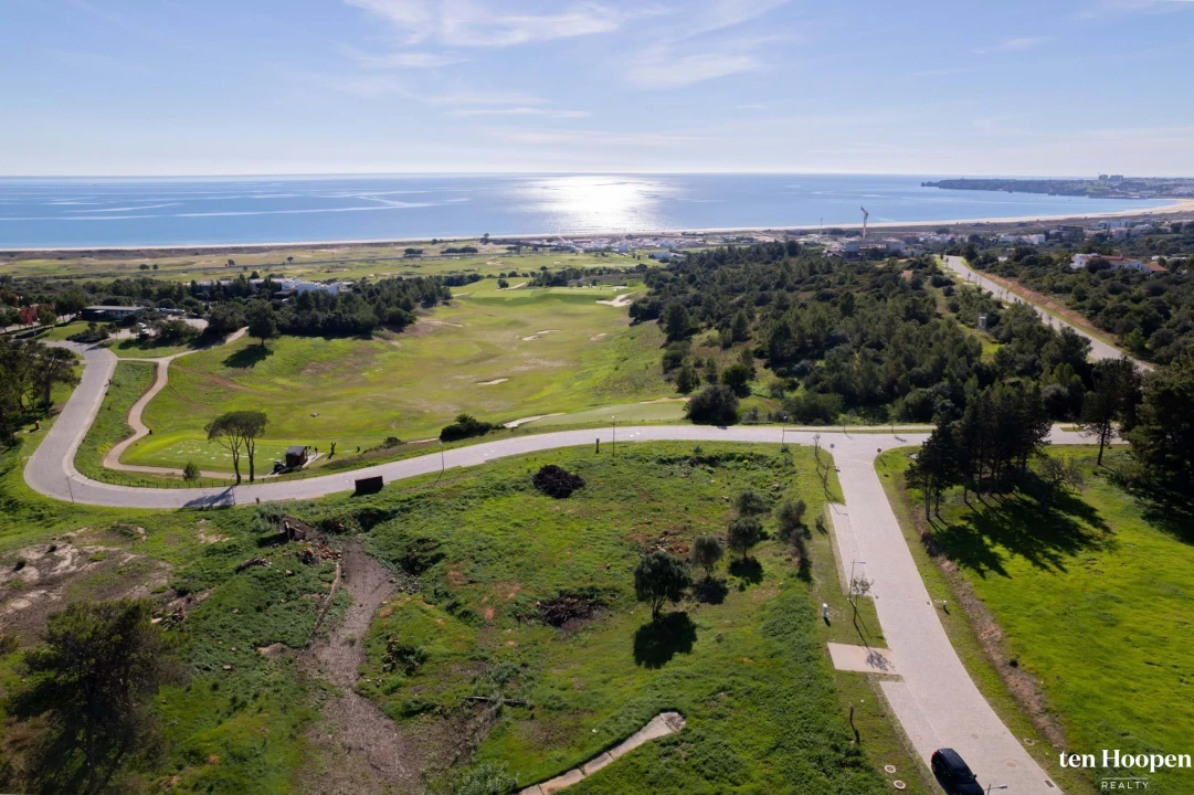 Terreno para Venda em Odiaxere Foto 7