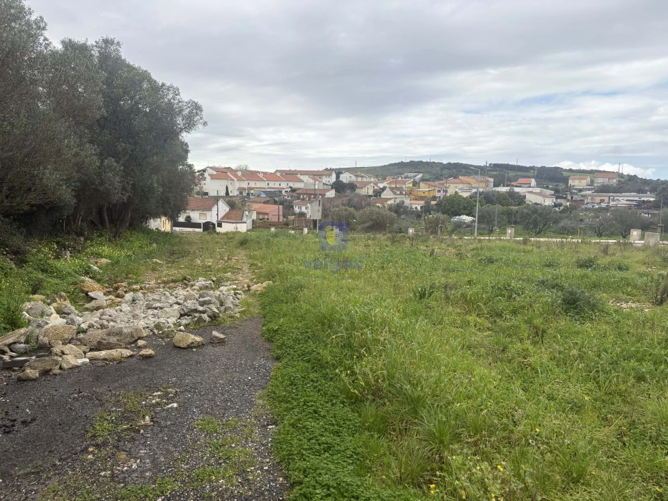 Terreno para Venda em Rio de Mouro Foto 4