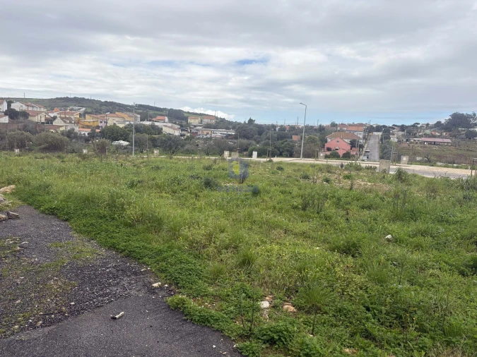 Terreno para Venda em Rio de Mouro Foto 3