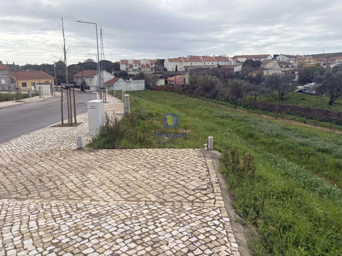 Terreno para Venda em Rio de Mouro Foto 7