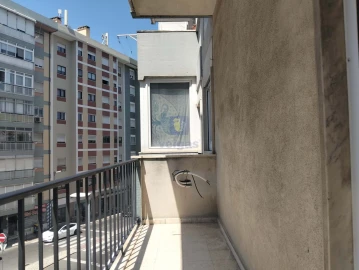 Apartamento T3 para Venda em Benfica