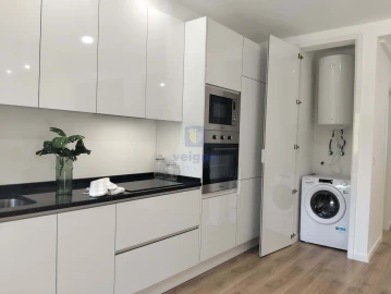 Apartamento T3 para Venda em Benfica