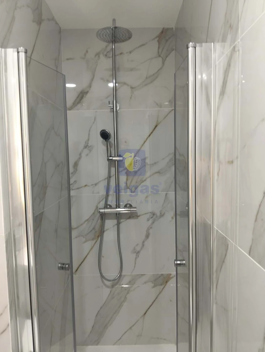 Apartamento T3 para Venda em Benfica Foto 19