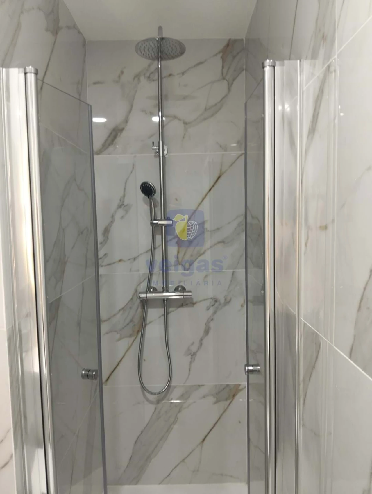 Apartamento T3 para Venda em Benfica Foto 19