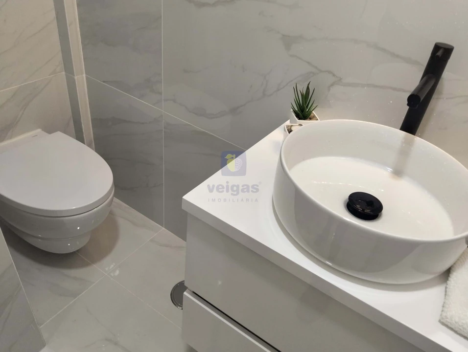 Apartamento T3 para Venda em Benfica Foto 27