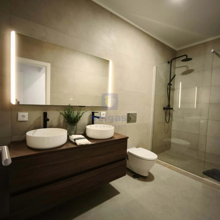 Apartamento T3 para Venda em Benfica Foto 9