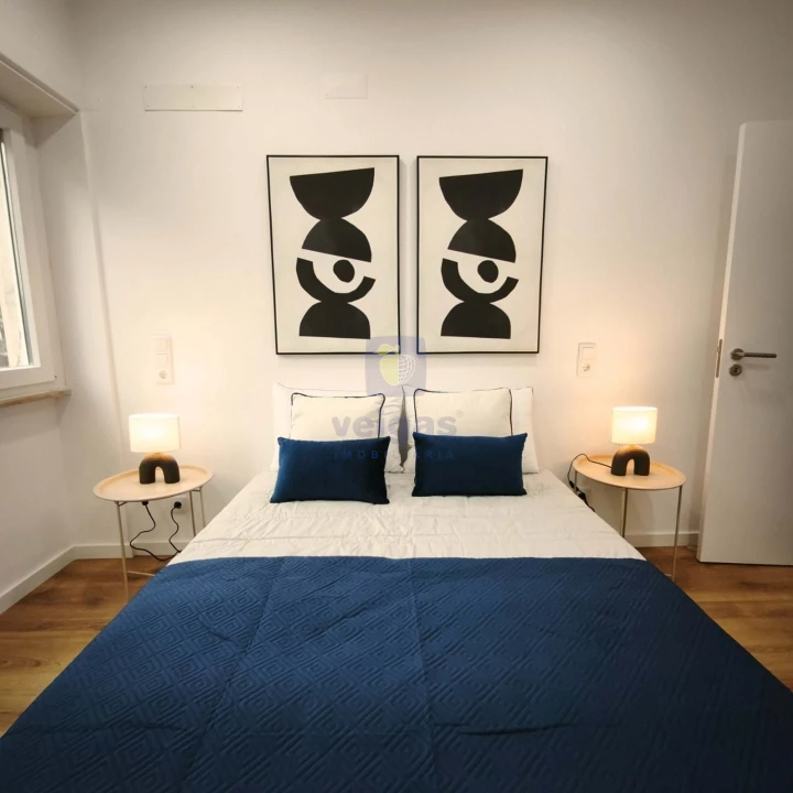 Apartamento T3 para Venda em Benfica Foto 2