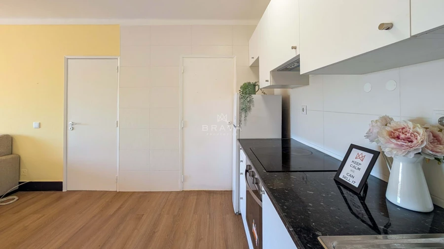 Apartamento T1 para Venda em Albufeira e Olhos de Água Foto 9