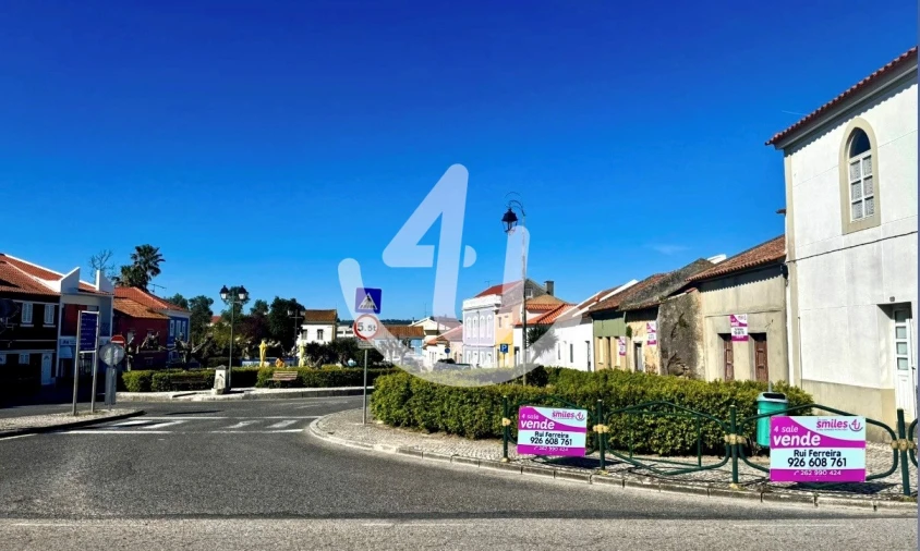 Moradia T1 para Venda em Alfeizerão Foto 12