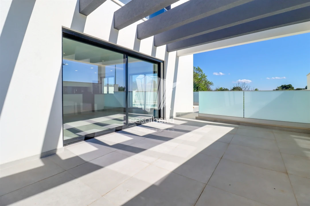 Moradia T4 para Venda em Mexilhoeira Grande Foto 43