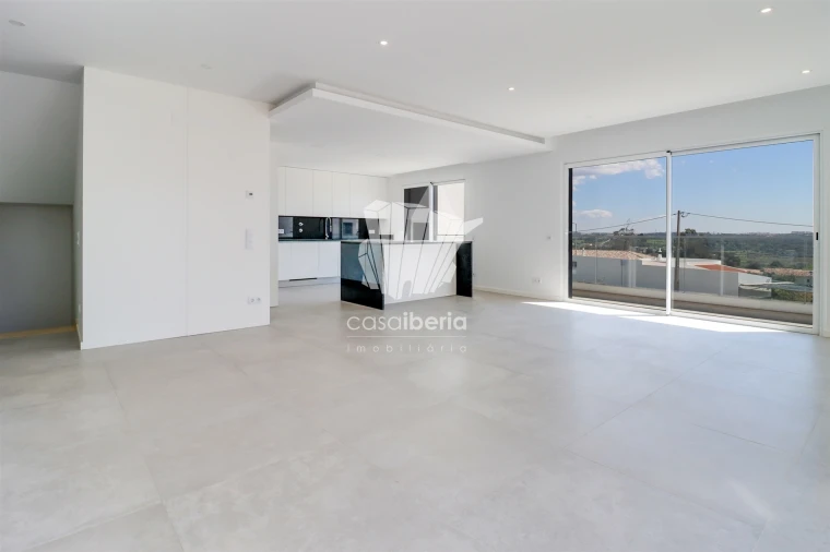 Moradia T4 para Venda em Mexilhoeira Grande Foto 6