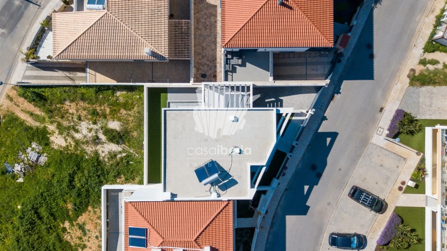 Moradia T4 para Venda em Mexilhoeira Grande Foto 35