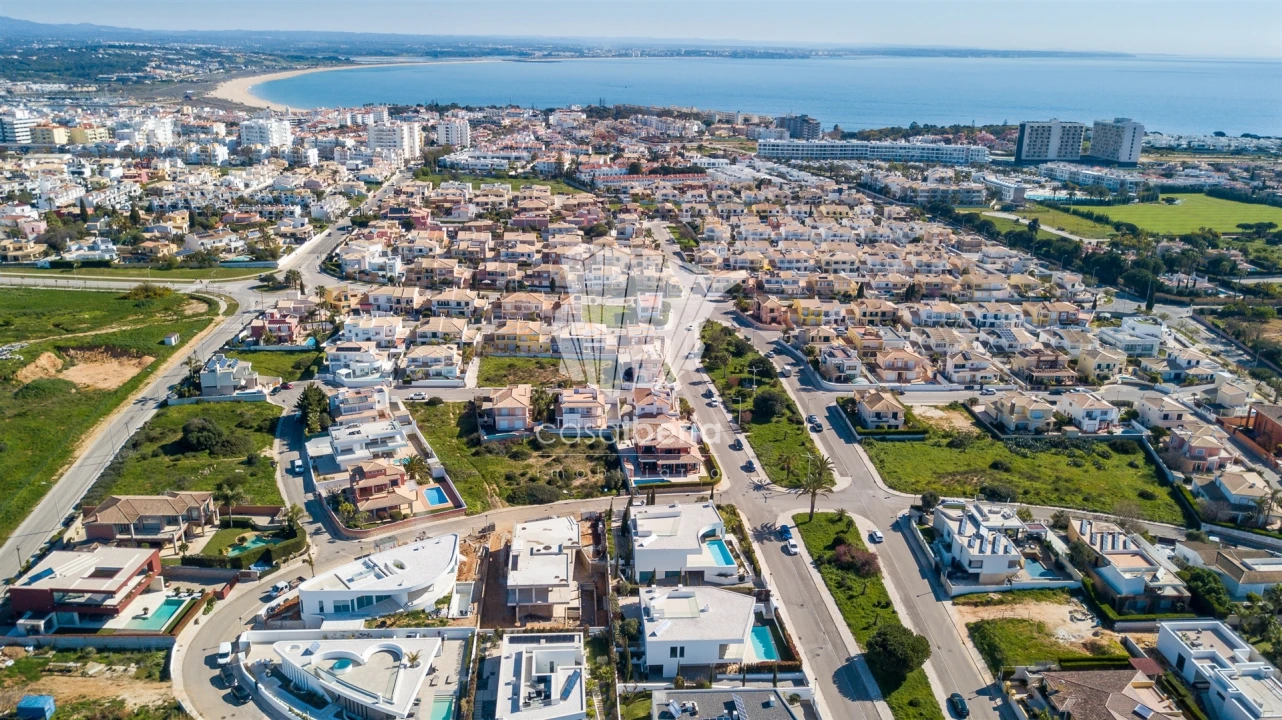 Moradia T3 para Venda em Lagos (São Sebastião e Santa Maria) Foto 10
