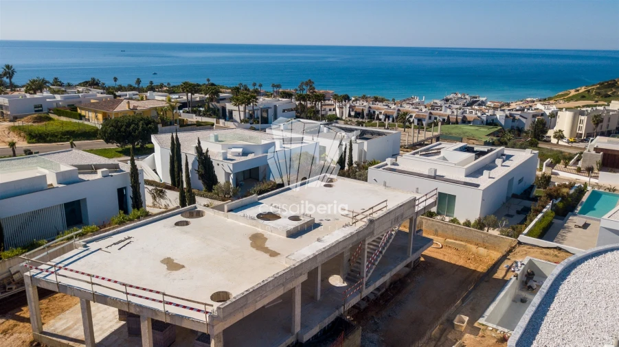 Moradia T3 para Venda em Lagos (São Sebastião e Santa Maria) Foto 1