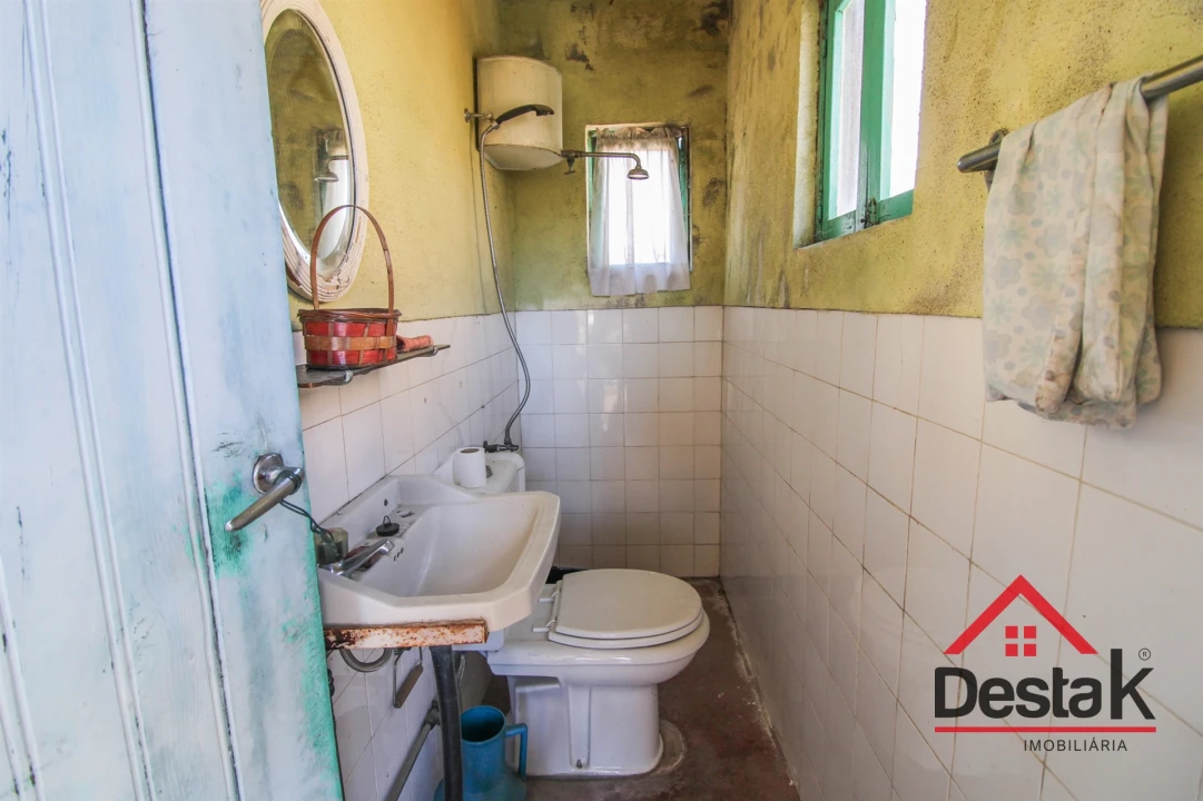 Moradia T3 para Venda em Bodiosa Foto 8