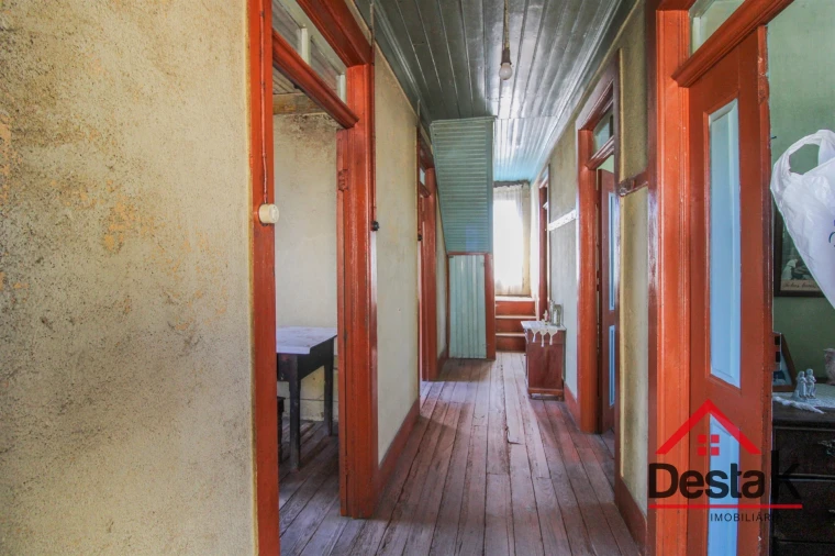 Moradia T3 para Venda em Bodiosa Foto 9