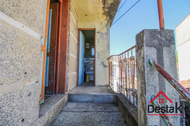 Moradia T3 para Venda em Bodiosa Foto 32