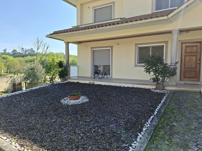 Moradia T4 para Venda em Mangualde, Mesquitela e Cunha Alta Foto 2