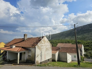Moradia T2 para Venda em Mira de Aire