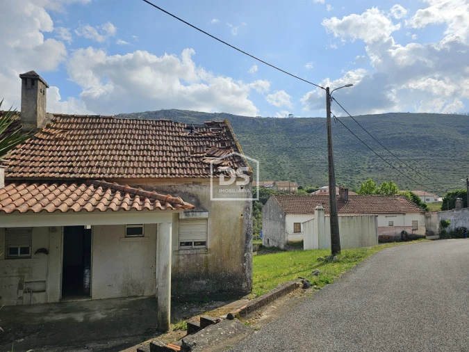 Moradia T2 para Venda em Mira de Aire Foto 7