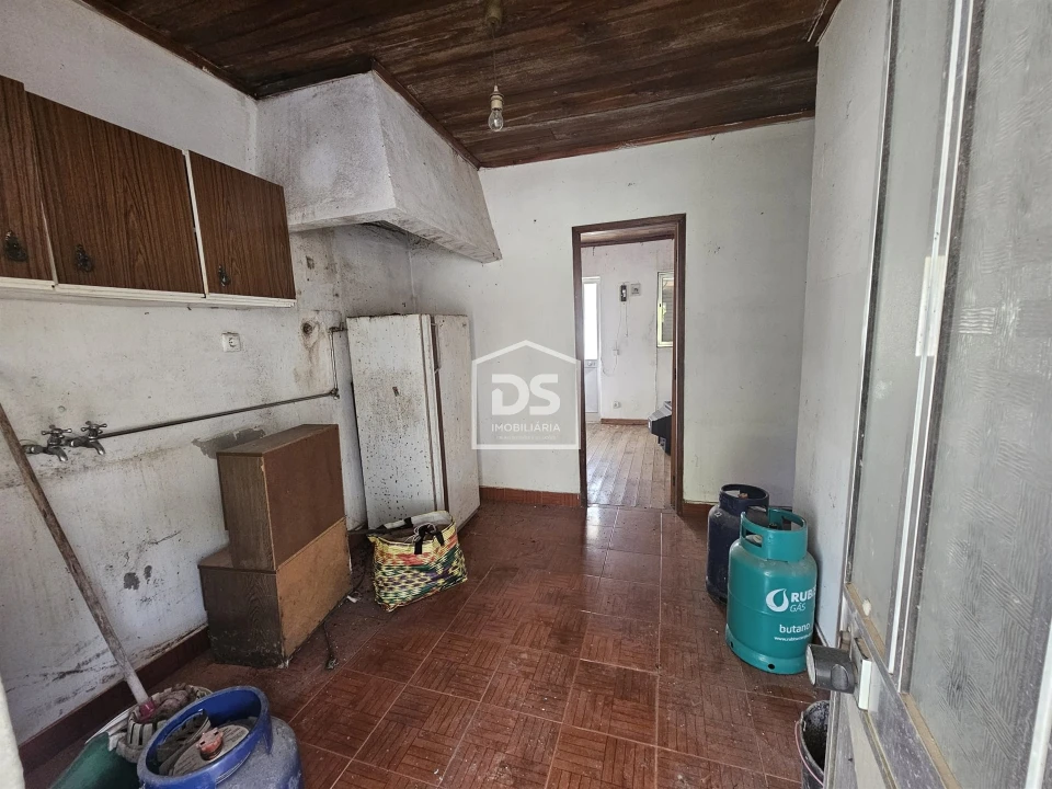 Moradia T2 para Venda em Mira de Aire Foto 8