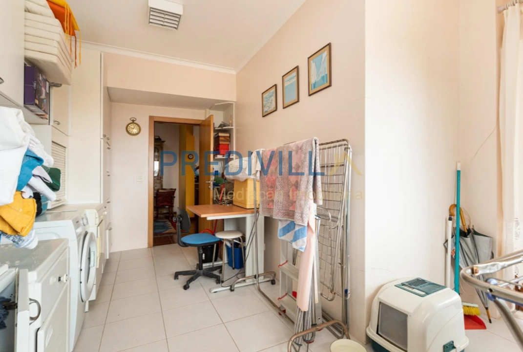 Moradia T4 para Venda em Carreço Foto 22