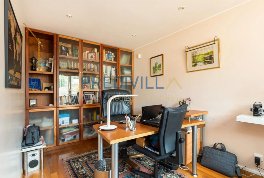 Moradia T4 para Venda em Carreço Foto 17