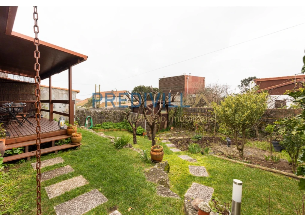 Moradia T4 para Venda em Carreço Foto 35